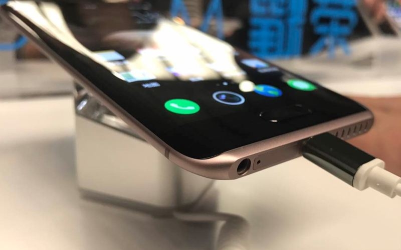 Trên tay “smartphone ma thuật” Huawei Honor Magic 3 Trên tay “smartphone ma thuật” Huawei Honor Magic 3