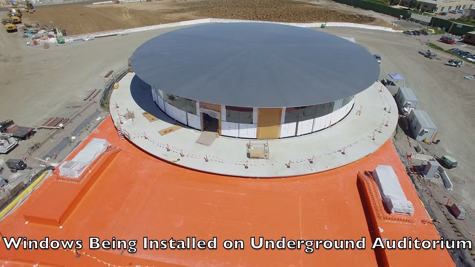 Trụ sở phi thuyền của Apple hiện lên rõ nét qua ống kính Drone