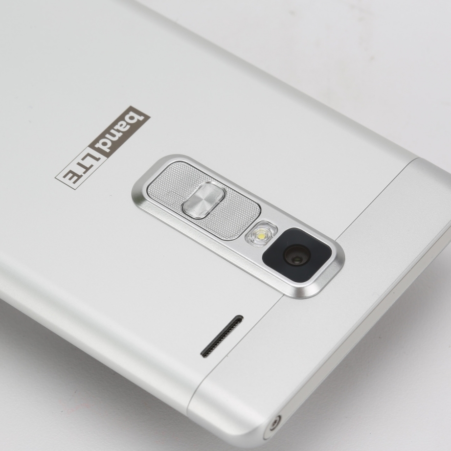 Video mở hộp LG Glass: Smartphone kim loại đầu tiên của LG 6