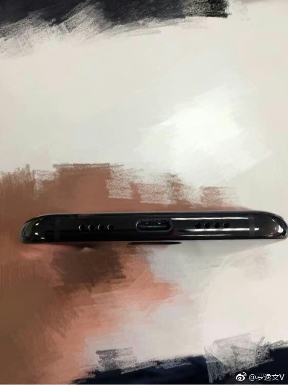 Xiaomi Mi 6 lộ ảnh mọi góc cạnh, có mặt lưng cong và USB Type-C 3