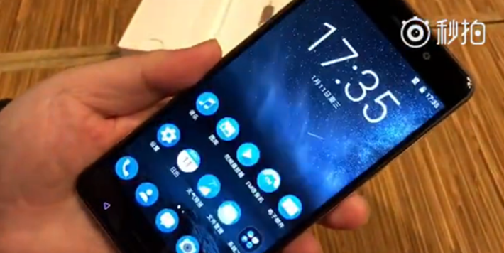 Xem video Nokia 6 đập vỡ quả óc chó, không trầy 1 xíu nào Xem video Nokia 6 đập vỡ quả óc chó, không trầy 1 xíu nào