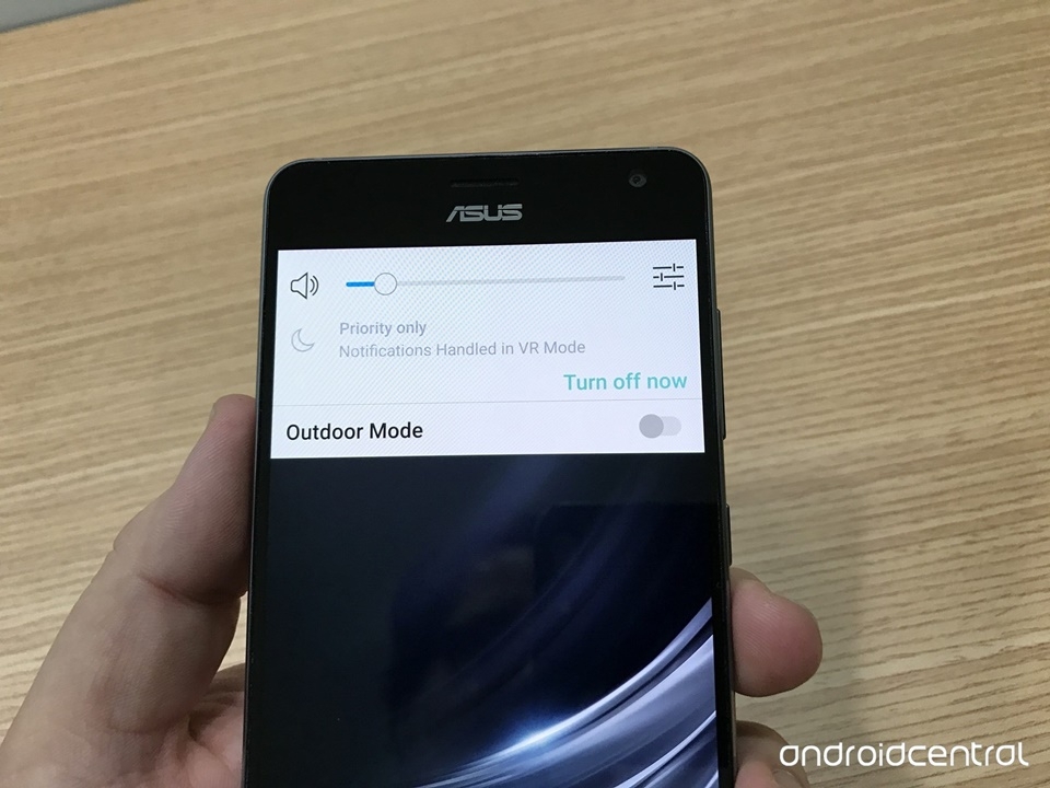 Màn hình Asus Zenfone AR
