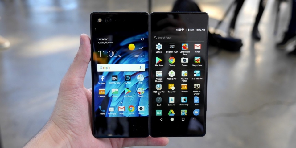 1. Đó là một chiếc tablet siêu di động mà bạn có thể bỏ vừa vặn vào túi 1. Đó là một chiếc tablet siêu di động mà bạn có thể bỏ vừa vặn vào túi