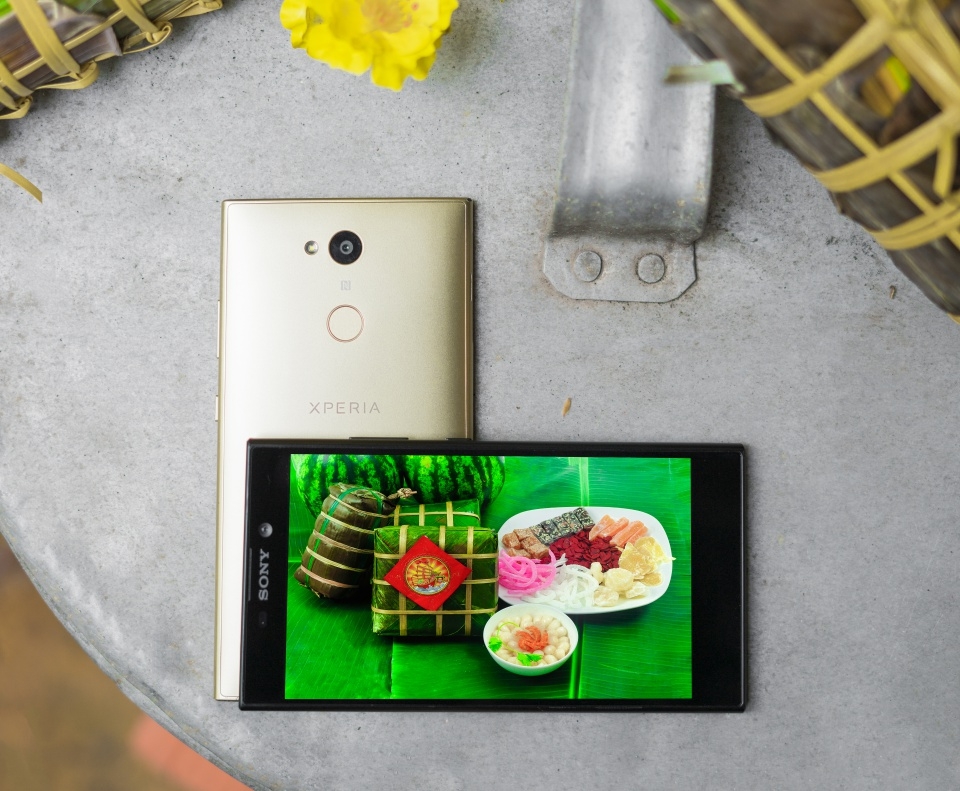 Điểm qua những thay đổi trên Sony Xperia L2