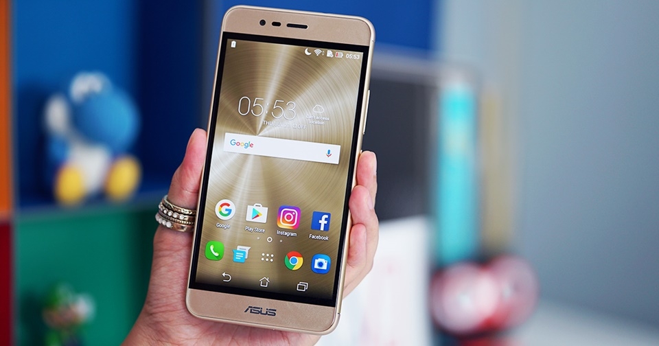 Asus ZenFone 3 Max Asus ZenFone 3 Max