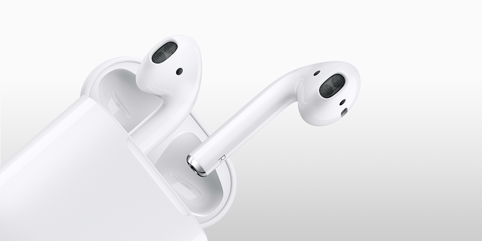Hộp đựng AirPods thế hệ mới có thể sạc cả...Macbook Hộp đựng AirPods thế hệ mới có thể sạc cả...Macbook