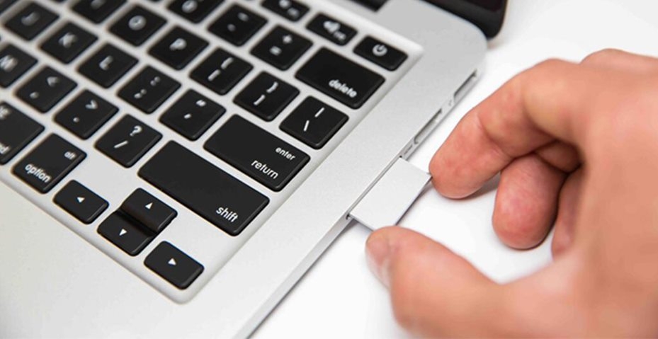 Sử dụng thẻ nhớ SD