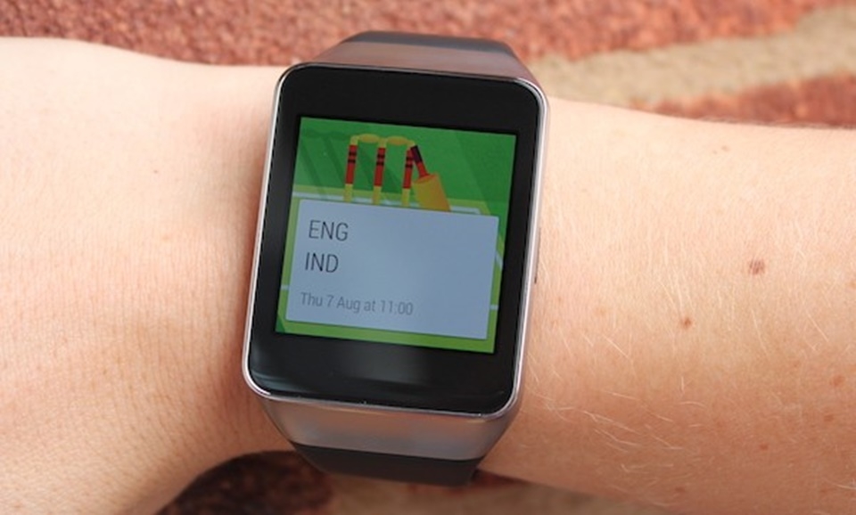 Thiết bị đeo tay Samsung Gear Live