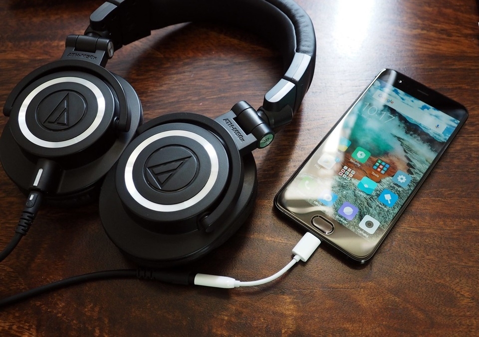 Jack cắm âm thanh USB-C và thời lượng pin trên Xiaomi Mi 6