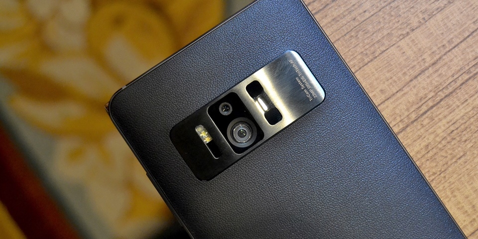 Asus tung ra ZenFone AR cùng nhiều quà tặng độc quyền thị trường Anh Asus tung ra ZenFone AR cùng nhiều quà tặng độc quyền thị trường Anh