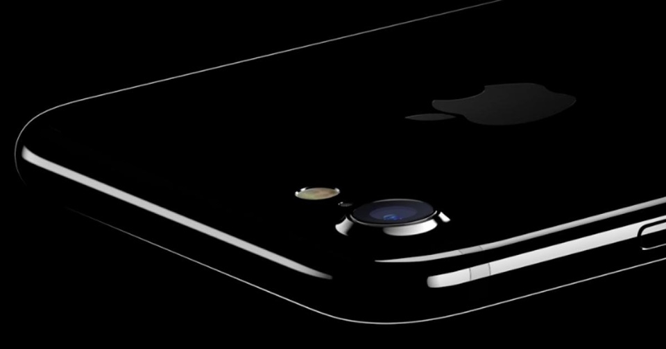 iPhone 8 màu Jet Black
