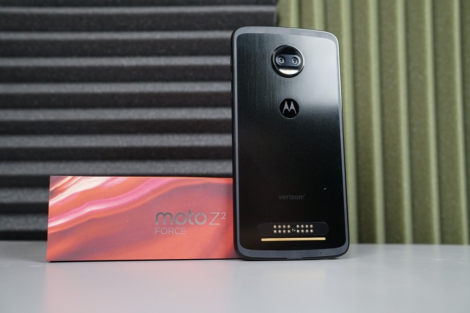 Moto Z2 Force Moto Z2 Force