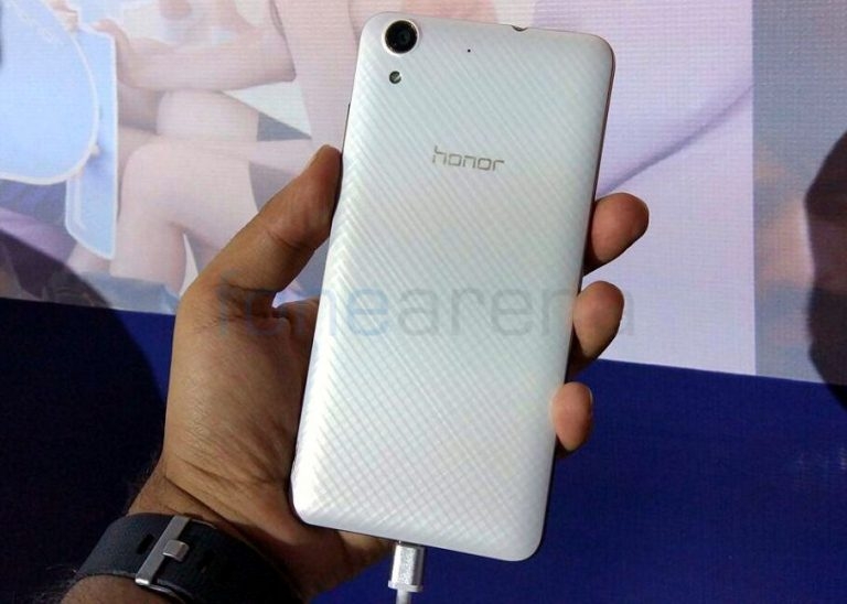 Chiếc smartphone có cái tên rất dễ thương Honor Holly 3 vừa được ra mắt 2 Chiếc smartphone có cái tên rất dễ thương Honor Holly 3 vừa được ra mắt 2