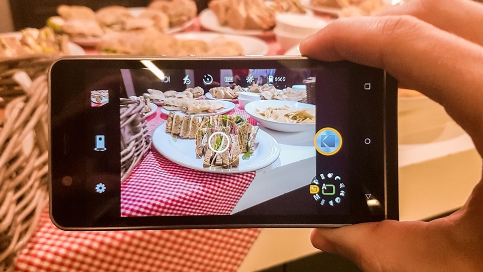 Đánh giá nhanh Kodak Ektra - chiếc smartphone chuyên chụp ảnh 5