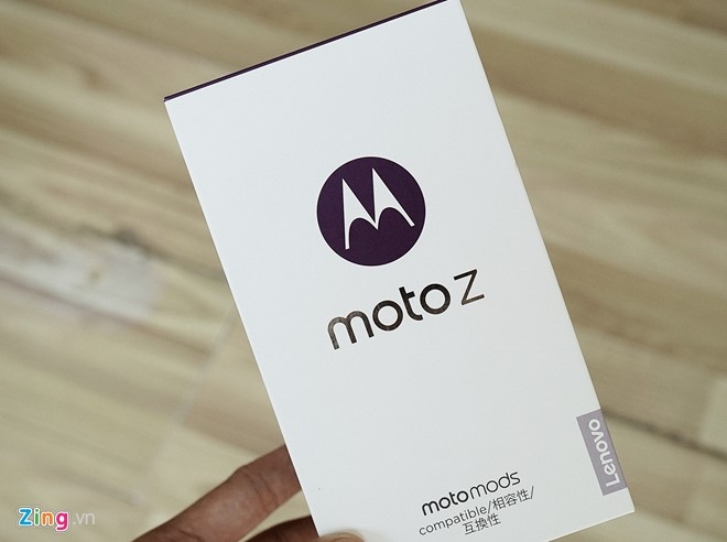 Hộp Moto Z