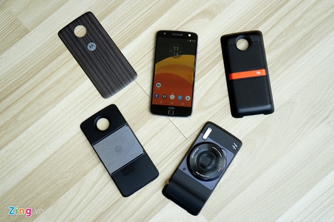 Phụ kiện Moto Z