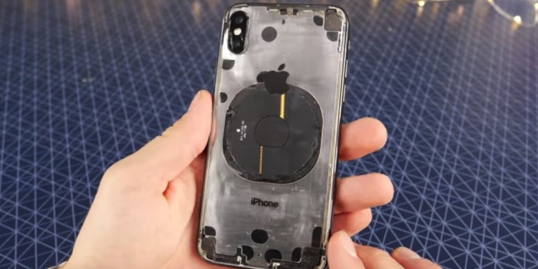Hô biến iPhone X thành smartphone...trong suốt