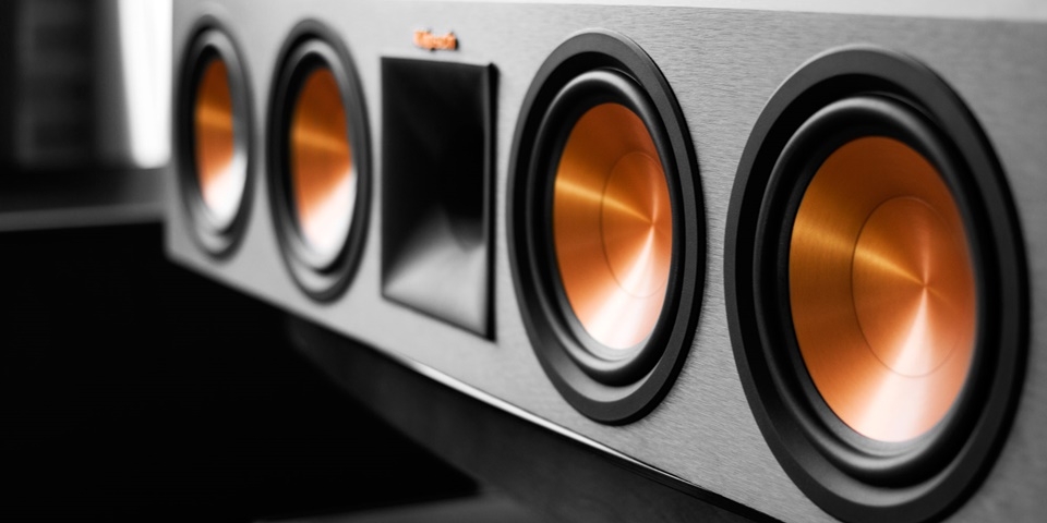 Tư vấn loa nghe nhạc dựa trên nhu cầu sử dụng loa của bản thân