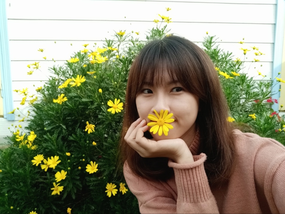 Selfie OPPO F5 - Ảnh 4 Selfie OPPO F5 - Ảnh 4