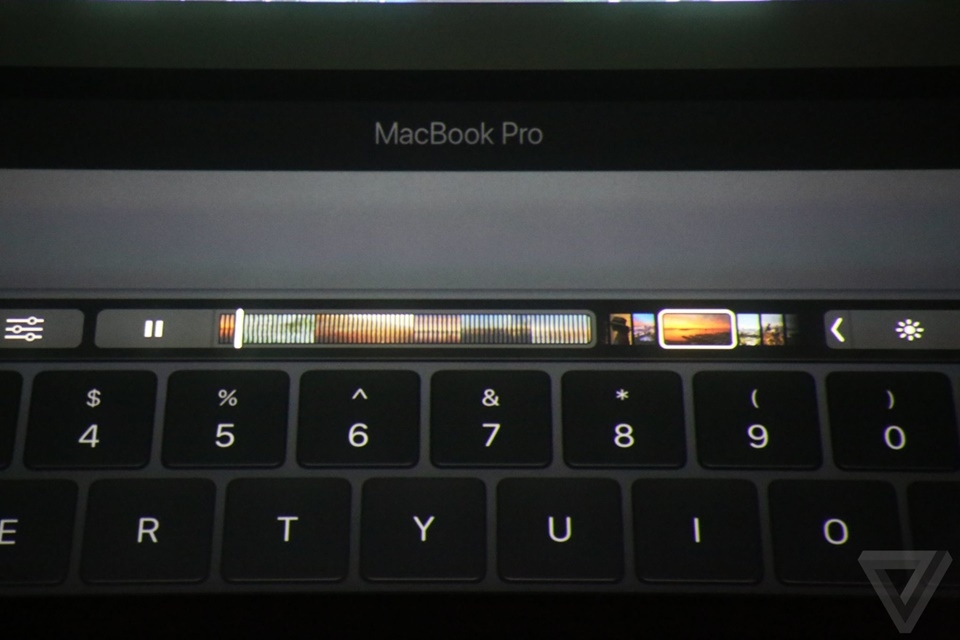 Touch Bar của Macbook Pro mới 17