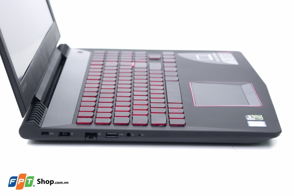 Trên tay Lenovo Legion Y520