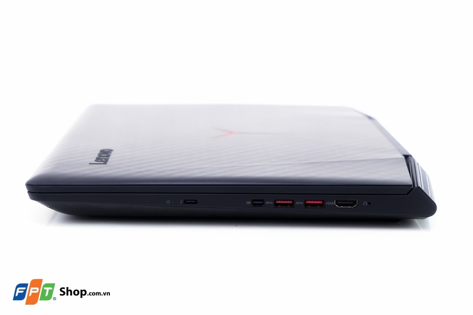 Lenovo Legion Y720 mạnh mẽ với core i7, RAM 16GB DDR4