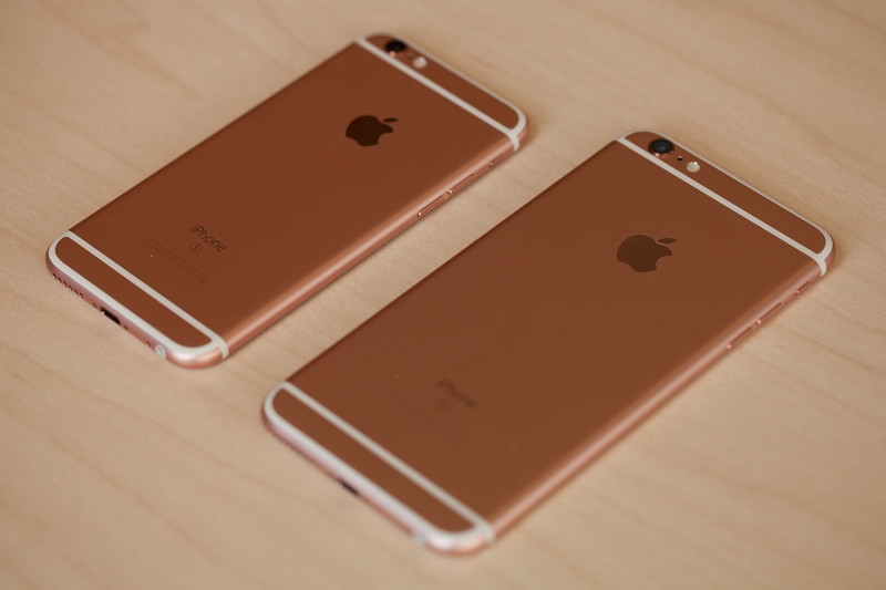 Thiết kế của bộ đôi iPhone 6s không có thay đổi so với thế hệ trước.