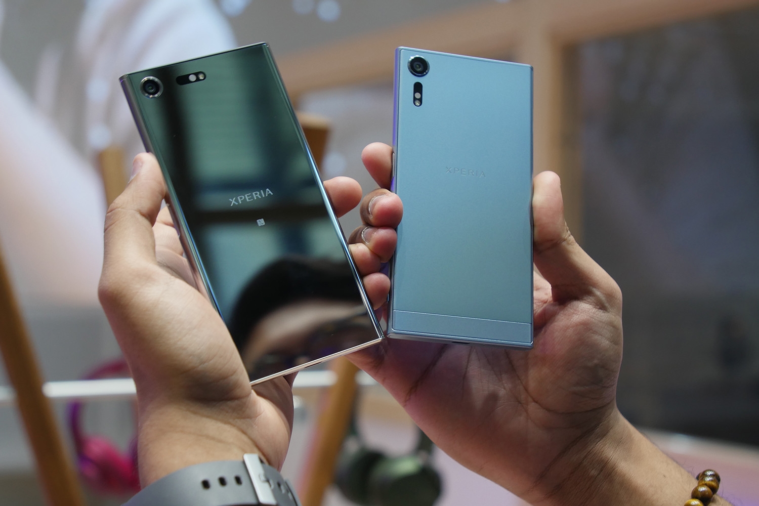 XZs là phiên bản thu nhỏ của XZ Premium XZs là phiên bản thu nhỏ của XZ Premium