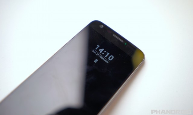 LG G5 nhỏ gọn và dễ sử dụng với chỉ 1 tay