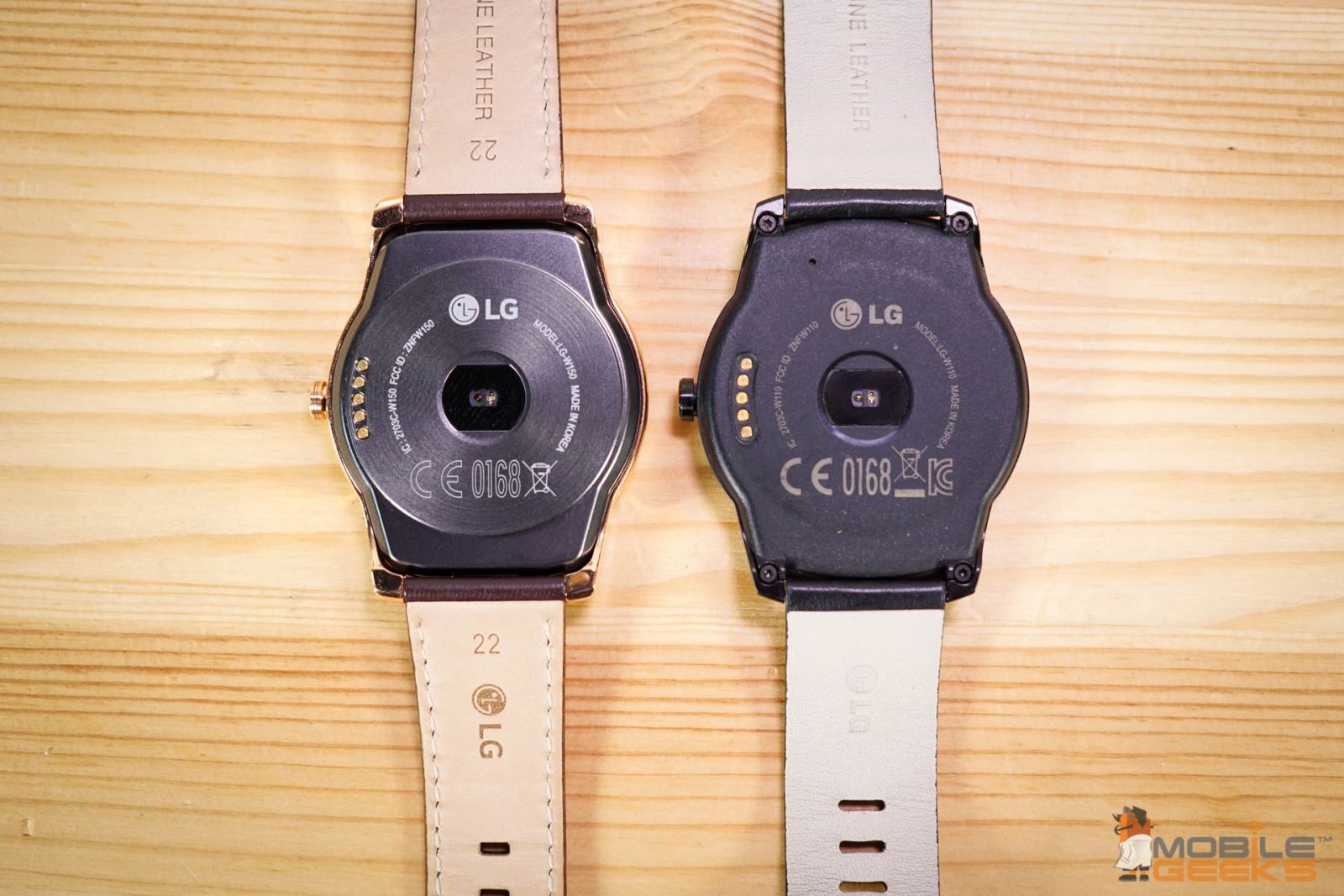 Cả LG Watch R và G Watch Urbane đều được thiết kế từ vật liệu cao cấp