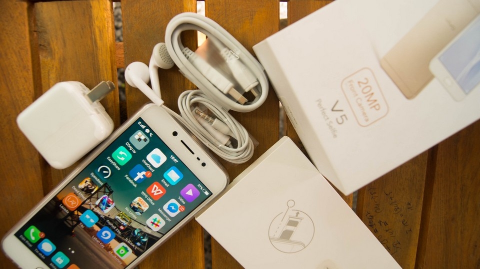 5 điểm khiến Vivo V5 trở thành trùm selfie mới là gì?