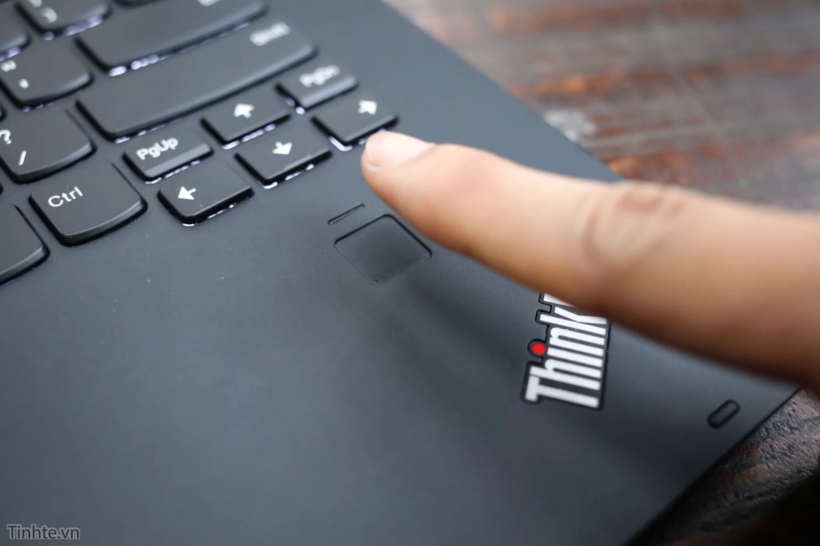 Laptop Thinkpad X1 Yoga (2017) siêu cao cấp Laptop Thinkpad X1 Yoga (2017) siêu cao cấp