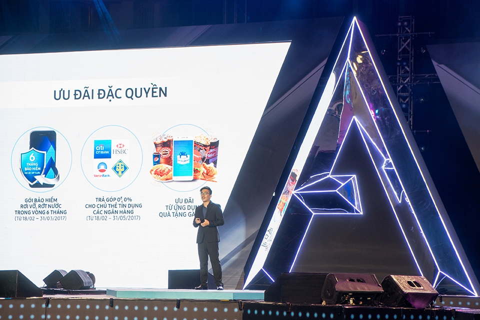 Samsung chính thức ra mắt Galaxy A 2017 tại Việt Nam Samsung chính thức ra mắt Galaxy A 2017 tại Việt Nam