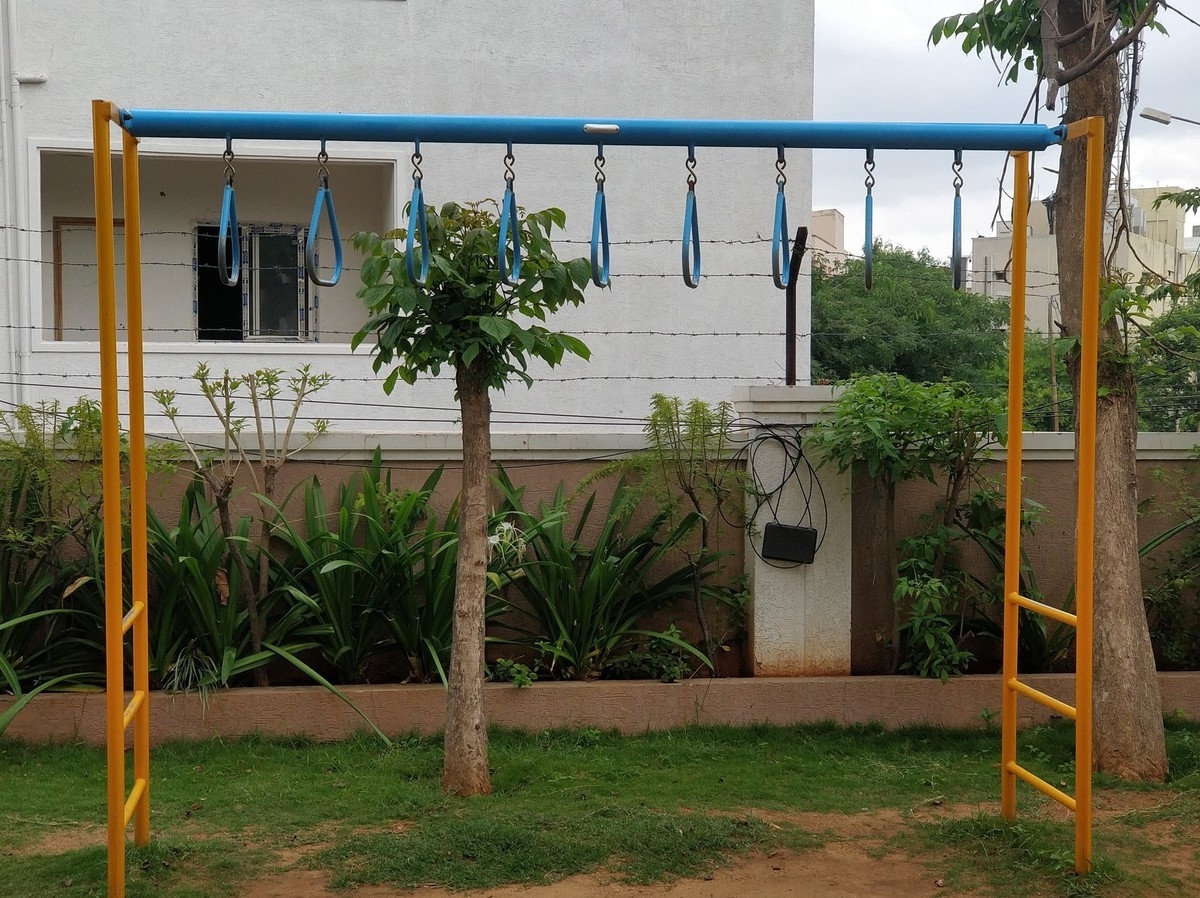 So sánh OnePlus 5 và Oppo R11: Anh em một nhà