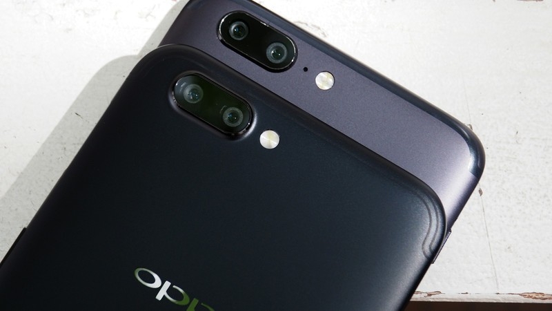 So sánh OnePlus 5 và Oppo R11: Anh em một nhà