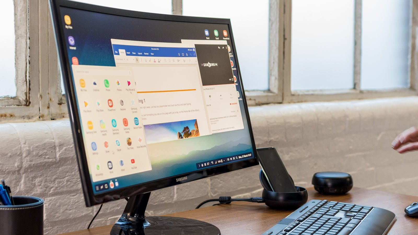 Galaxy S8 và Samsung Dex: Bộ đôi thần kì của thế kỉ