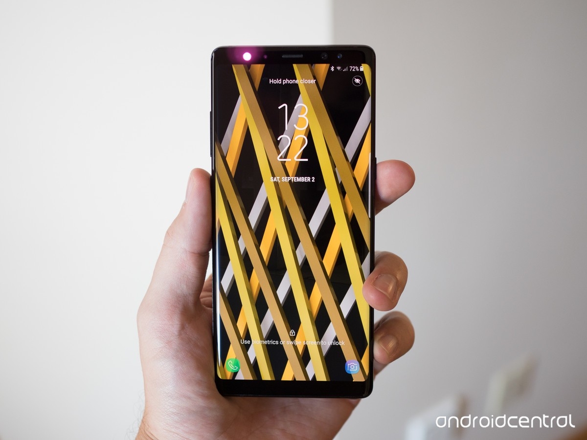 sự khác biệt giữa Face ID và máy quét mống mắt sự khác biệt giữa Face ID và máy quét mống mắt