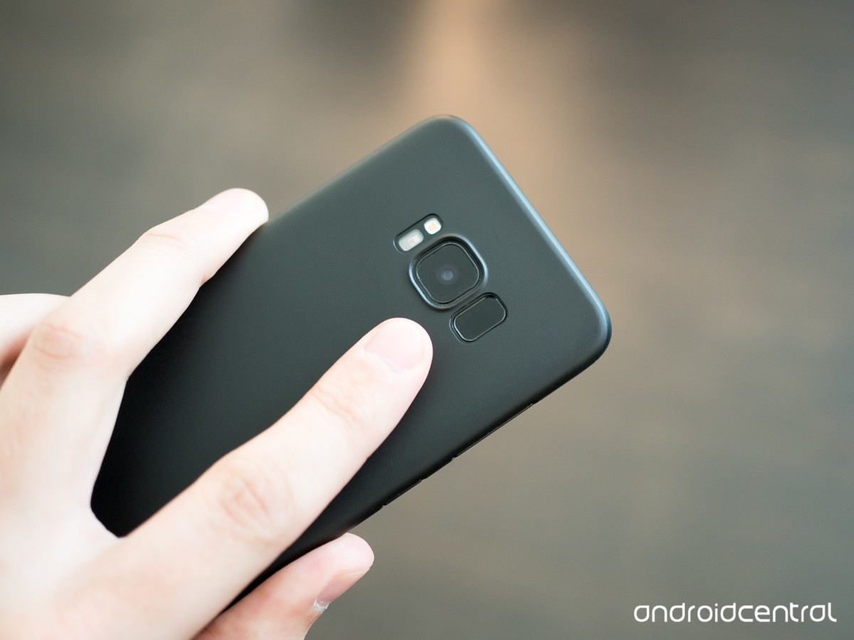 sự khác biệt giữa Face ID và máy quét mống mắt sự khác biệt giữa Face ID và máy quét mống mắt