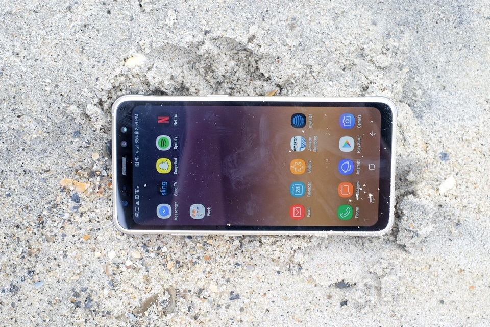 Có nên mua Samsung Galaxy S8 Active hay không?