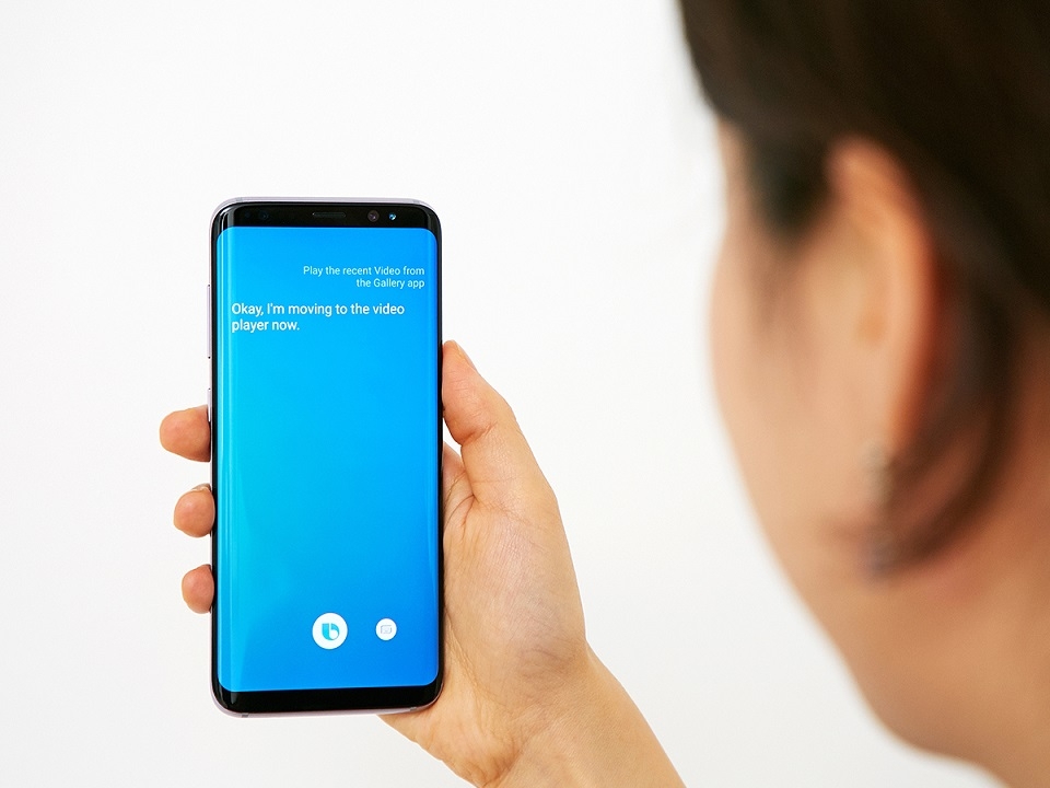Nhờ trợ lí ảo Bixby, Galaxy S8 có doanh số chóng mặt