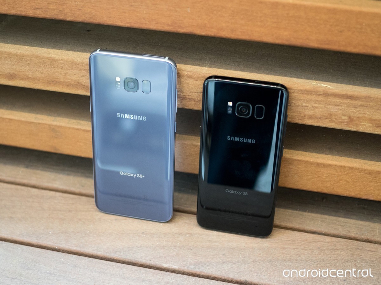 Sau nhiều năm, Galaxy S8/ S8 Plus là đứa con lạc loài