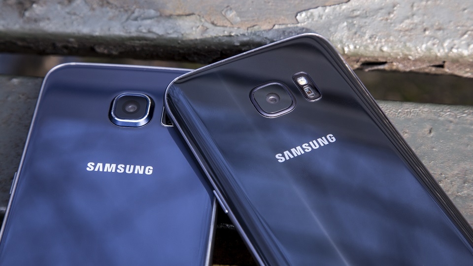 Sau nhiều năm, Galaxy S8/ S8 Plus là đứa con lạc loài