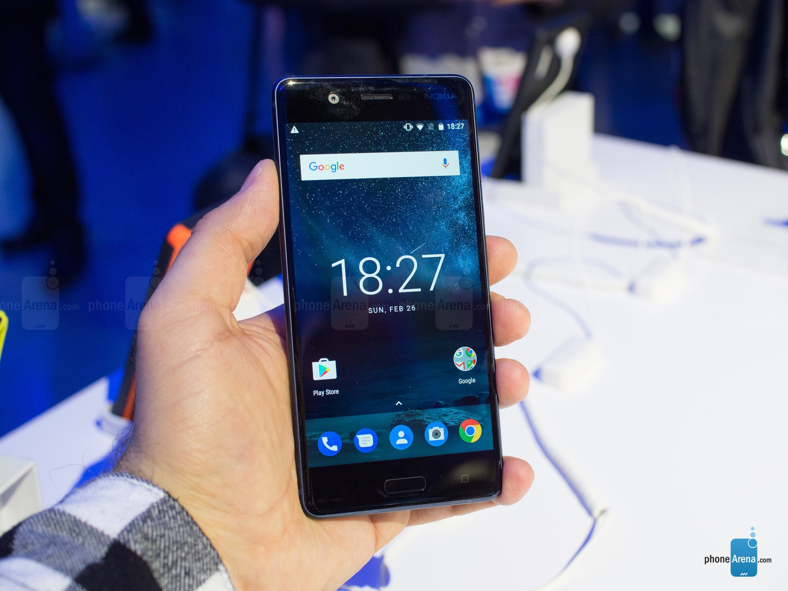 Trên tay Nokia 5: Hoàn thiện tốt, chạy Android gốc