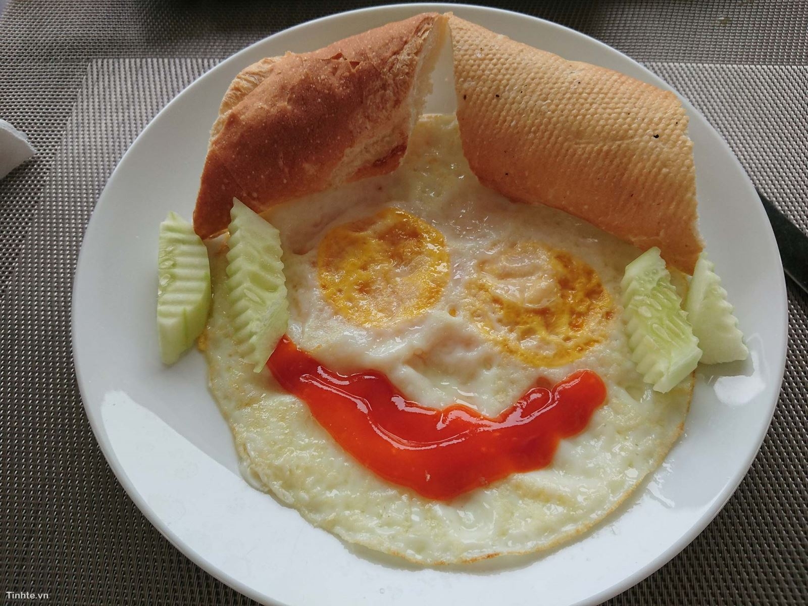 Cảm nhận về Xperia XZs: Quen mà lạ, camera siêu tốt Cảm nhận về Xperia XZs: Quen mà lạ, camera siêu tốt