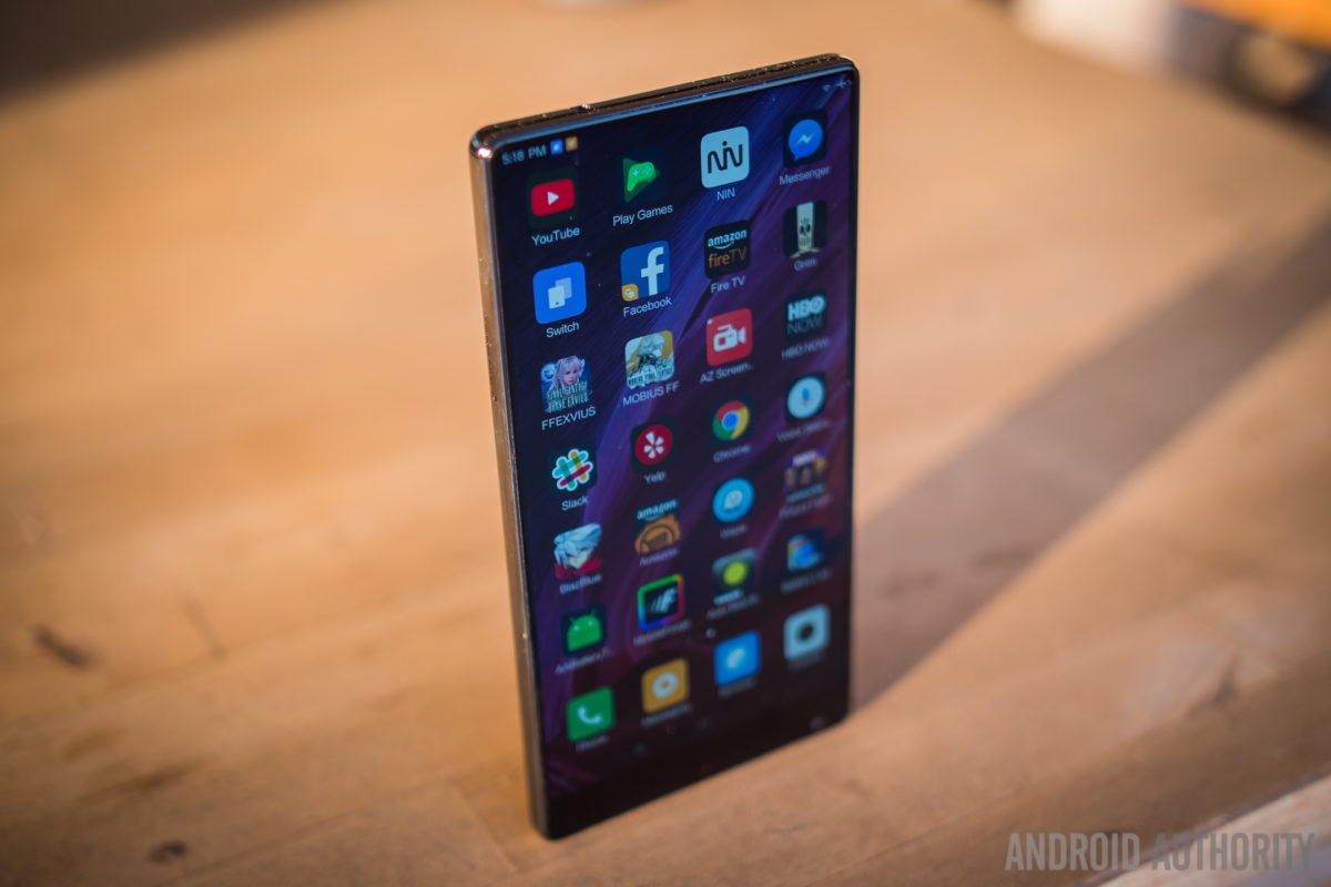 smartphone không viền Xiaomi Mi Mix 2 chuẩn bị ra mắt