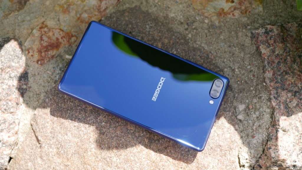 Đánh giá smartphone Doogee Mix: Viền siêu mỏng