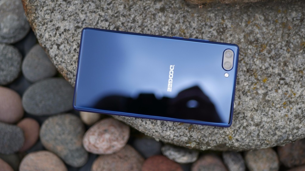 Đánh giá smartphone Doogee Mix: Viền siêu mỏng