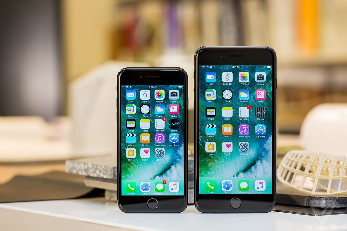 iPhone của năm 2018 sẽ có kích thước lớn hơn iPhone của năm 2018 sẽ có kích thước lớn hơn