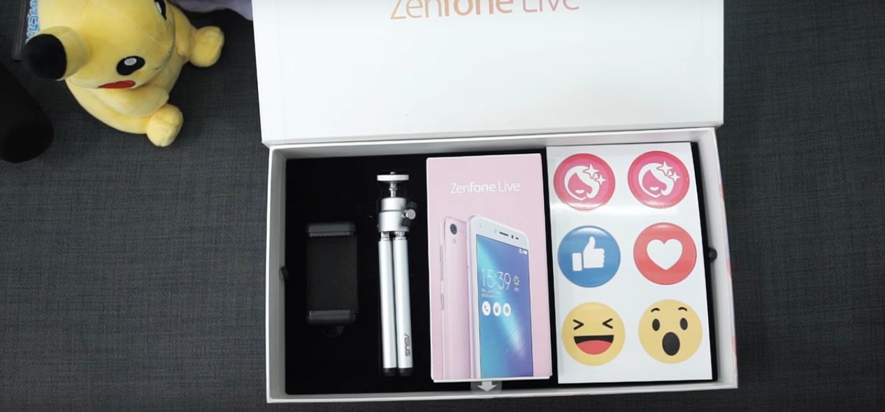 Đánh giá phụ kiện của Asus Zenfone Live vừa ra mắt