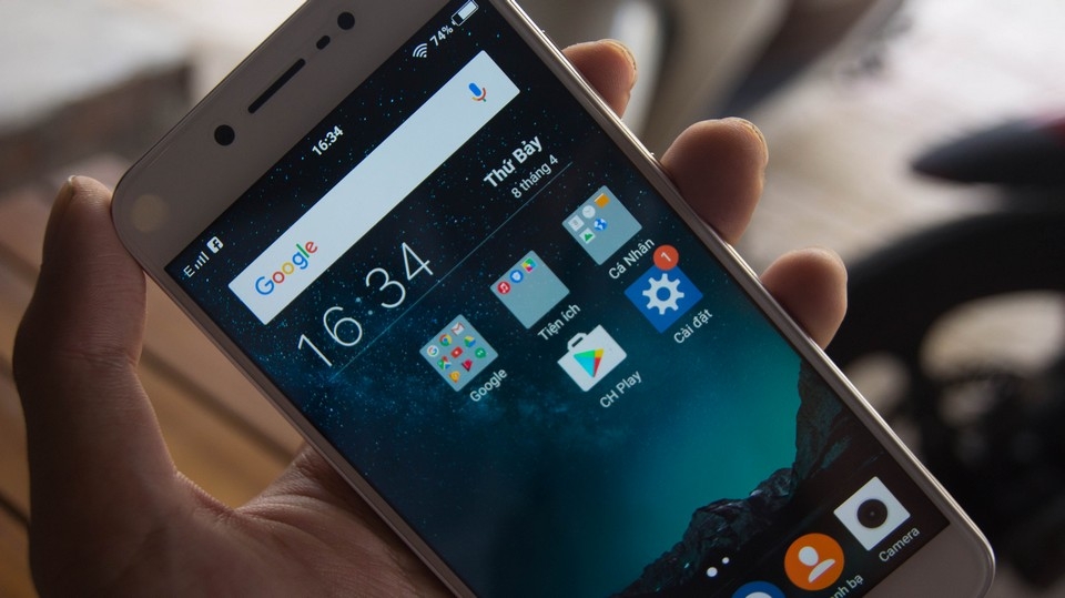 Vivo V5: Đối thủ mới của ông trùm selfie Oppo F1S